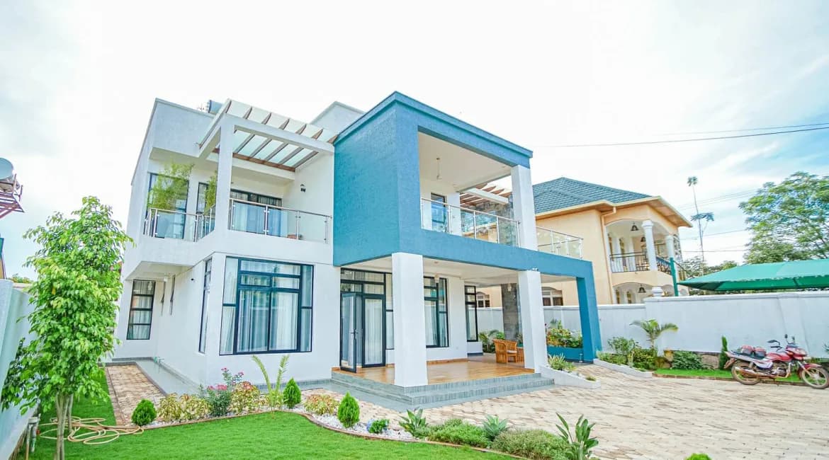 MAC SS Real Estate Office